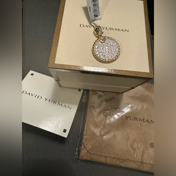 NWT David Yurman 18K Yellow Gold DY Elements® Pavé Diamond Disc Pendant - Picture 3 of 11